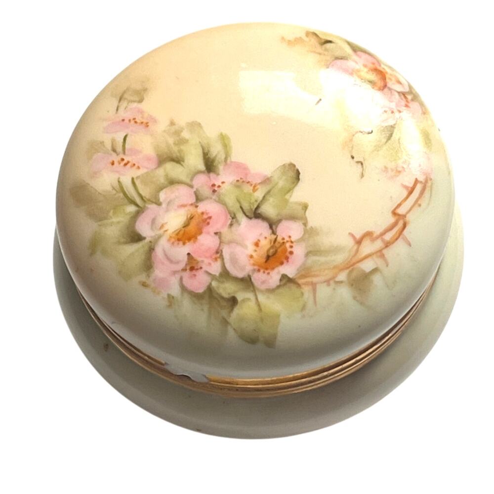 Vintage/Antique A K France Floral Hand Painted Porcelain Pill / Trinket Box